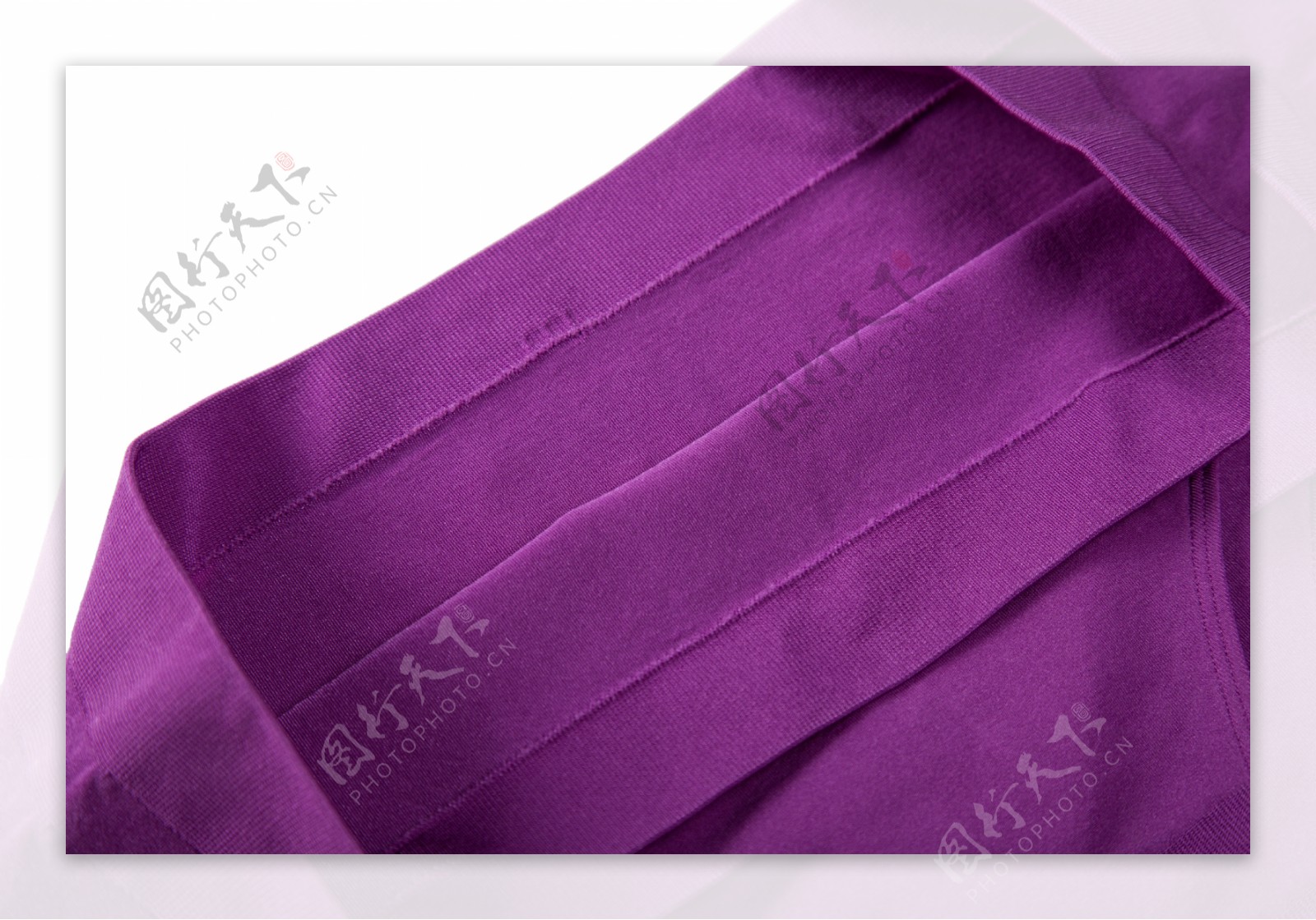 紫色女士内裤实物图摄影图