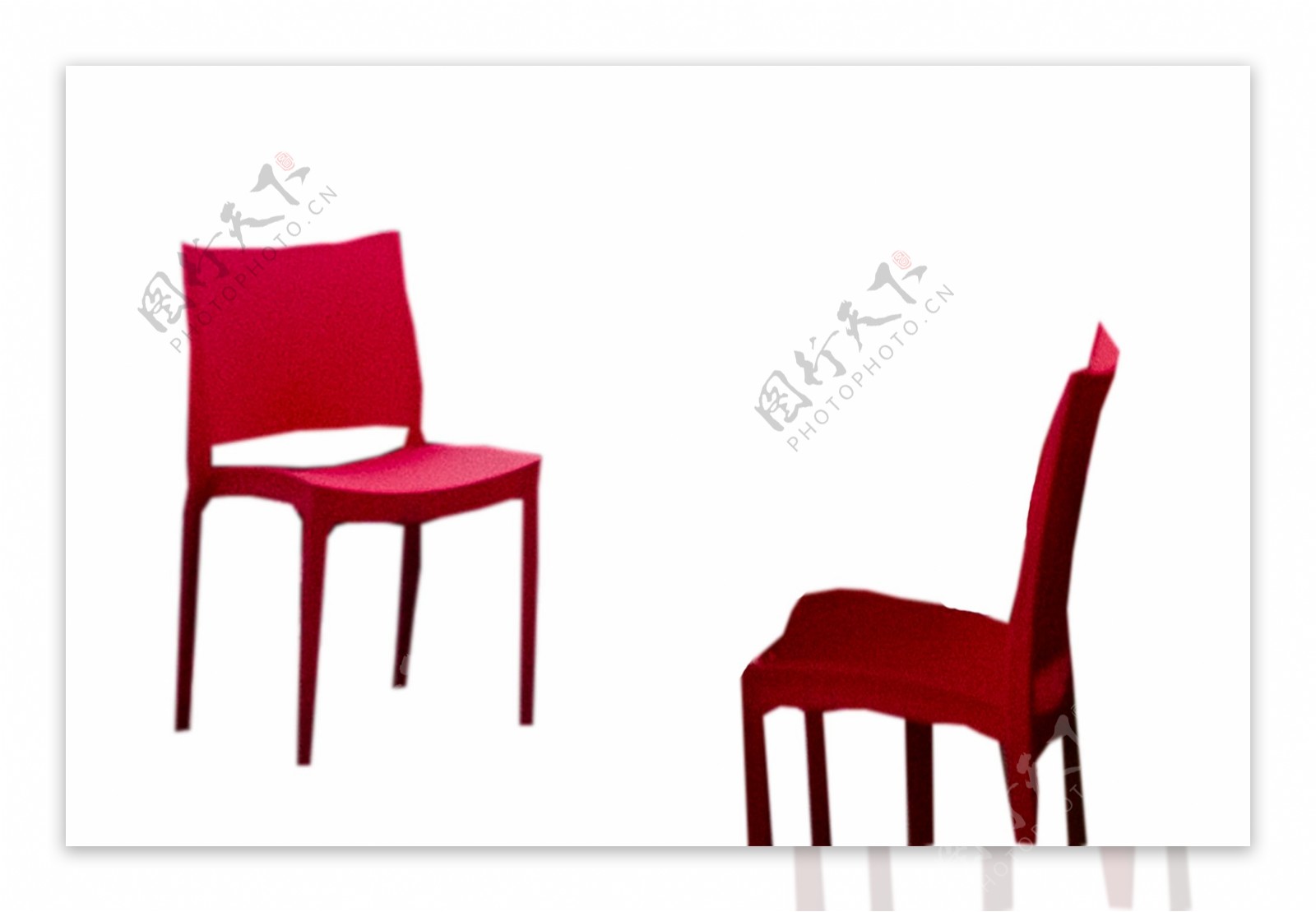 两个红色的椅子
