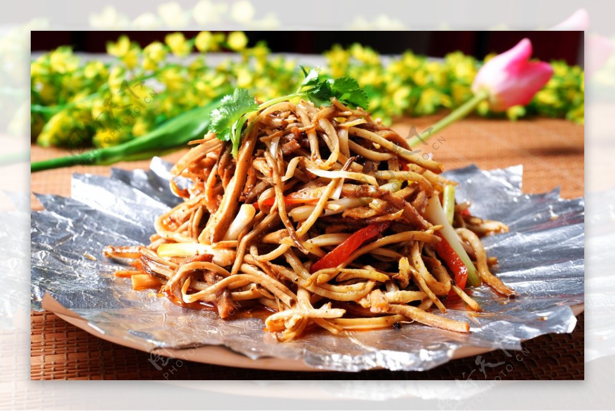 干锅茶树菇怎么做_干锅茶树菇的做法_子言厨房_豆果美食