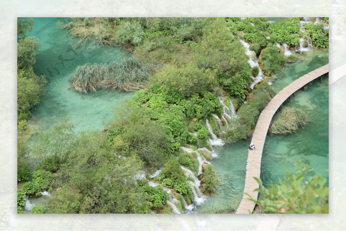桥自然水瀑布森林路径