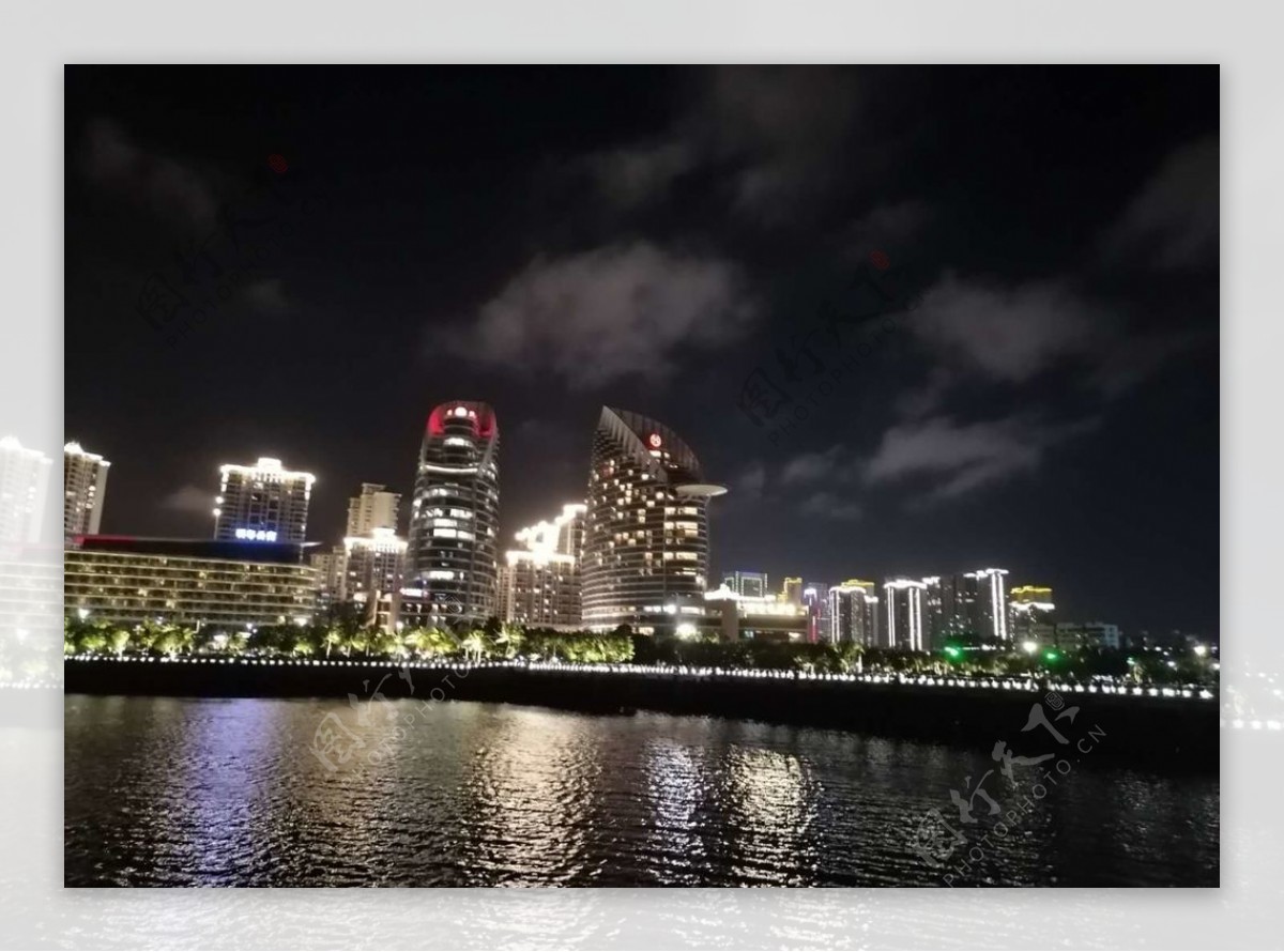 湛江最美海滨夜景