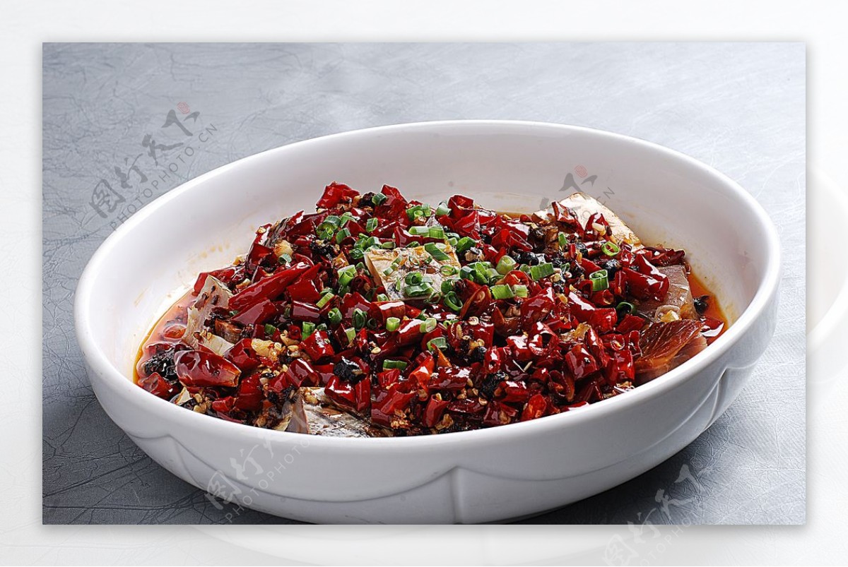 豫菜豆豉辣椒蒸腊青鱼图片
