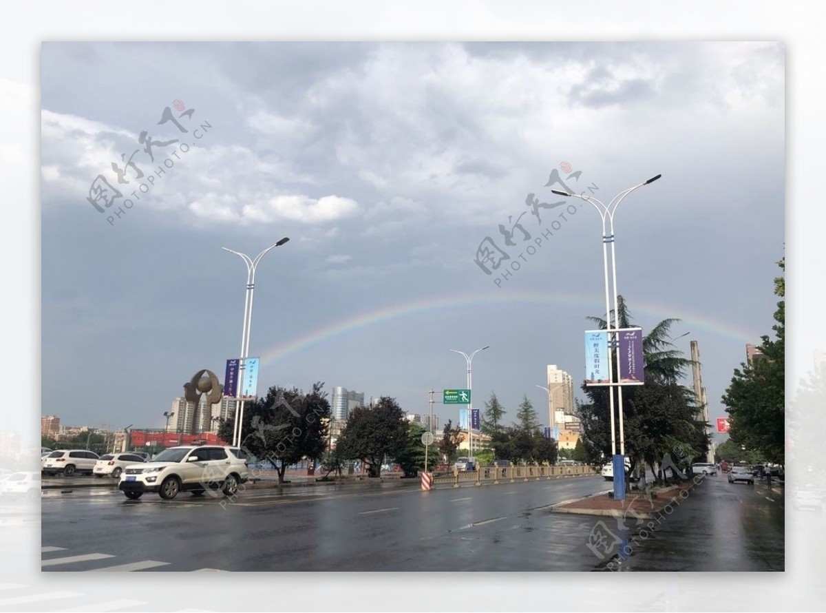 雨后彩虹图片