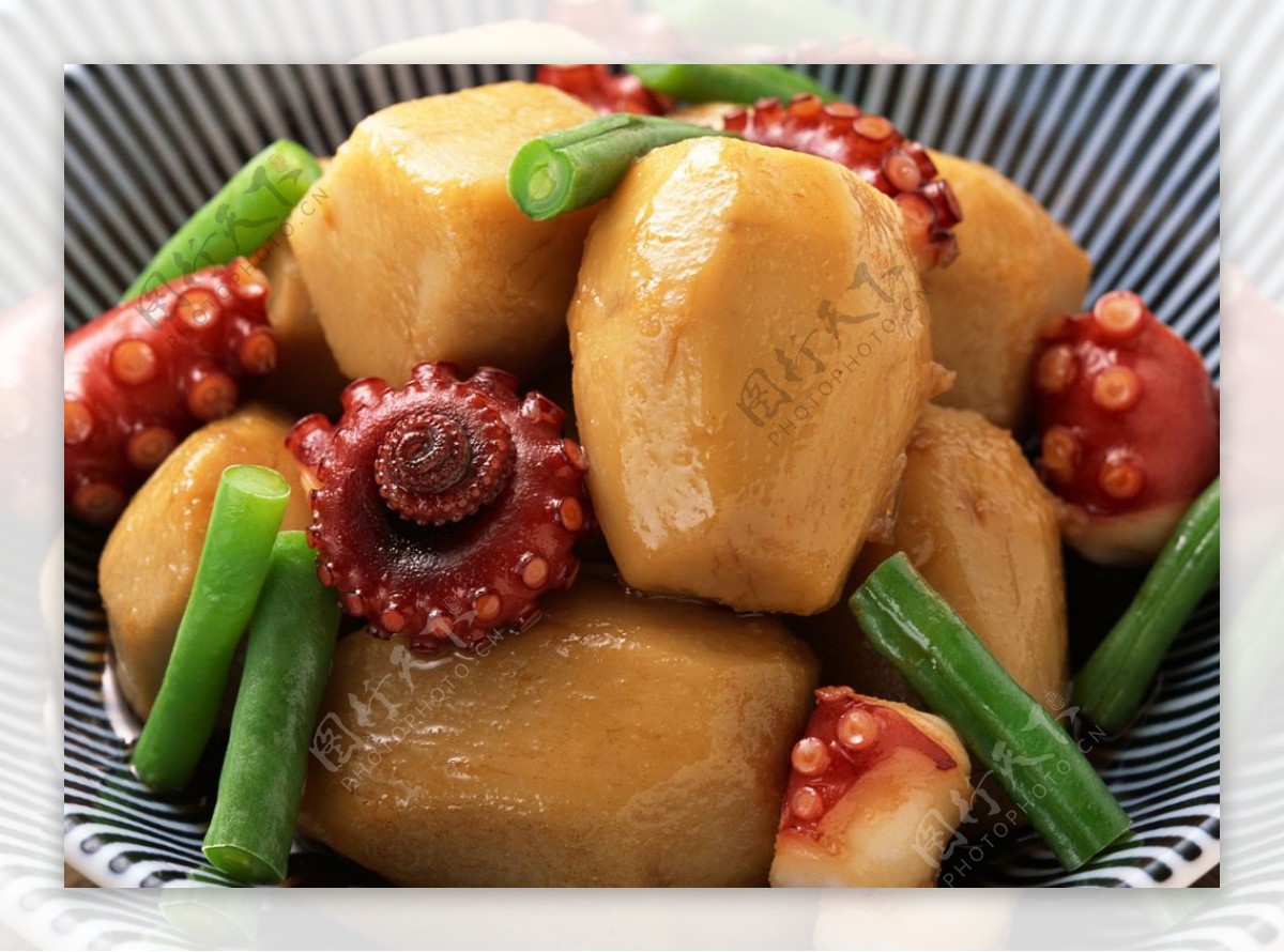 红烧鱿鱼美食食材背景海报素材图片