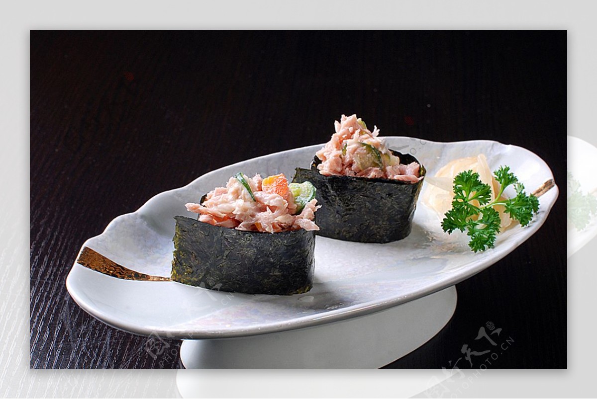 寿司金枪鱼沙律寿司图片