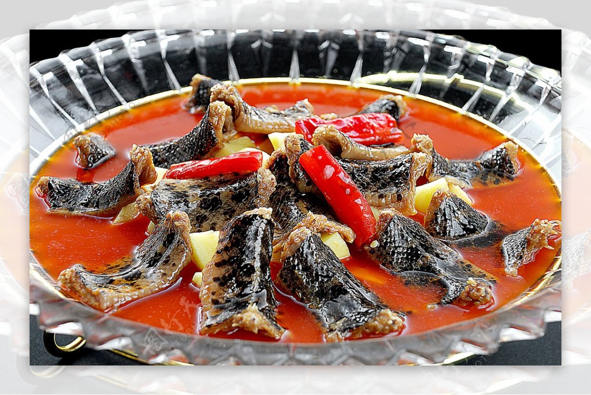 川菜红烧口味蛇图片