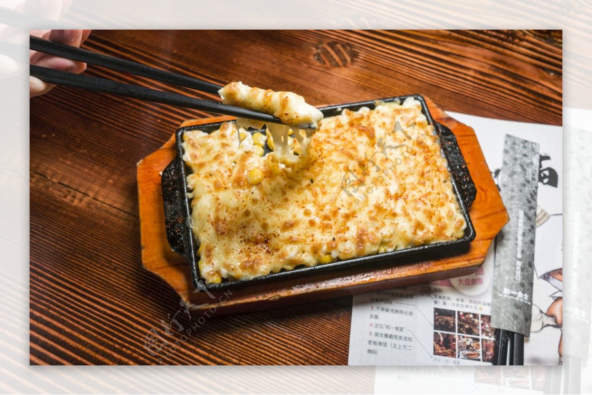 美食日本料理文化芝士焗玉米粒图片